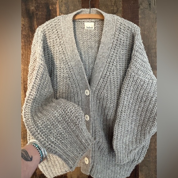 Babaa No 19 in Mist cardigan - Picture 2 of 3